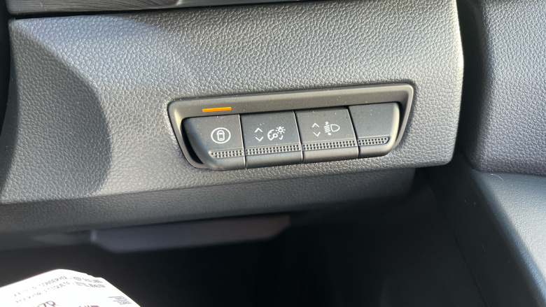 Renault Trafic Swb Diesel SL30 Blue dCi 130 Extra [Safety] Van